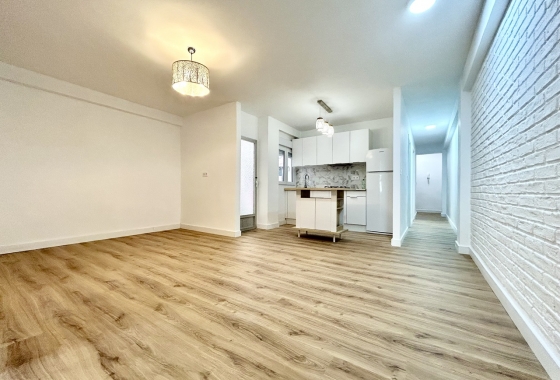 Herverkoop - Appartement / flat - Torrevieja - Costa Blanca