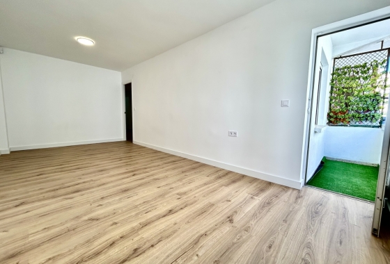 Herverkoop - Appartement / flat - Torrevieja - Costa Blanca