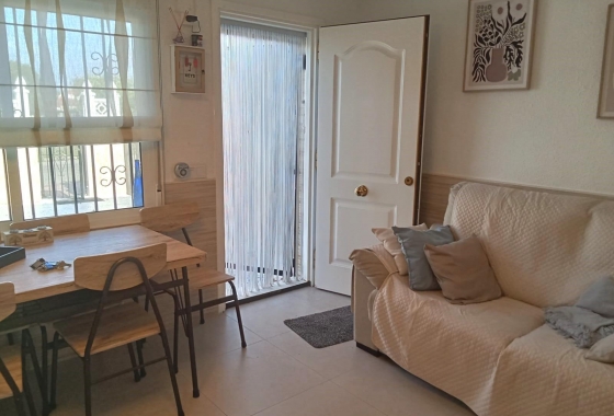 Herverkoop - Bungalow - Torrevieja - Torretas