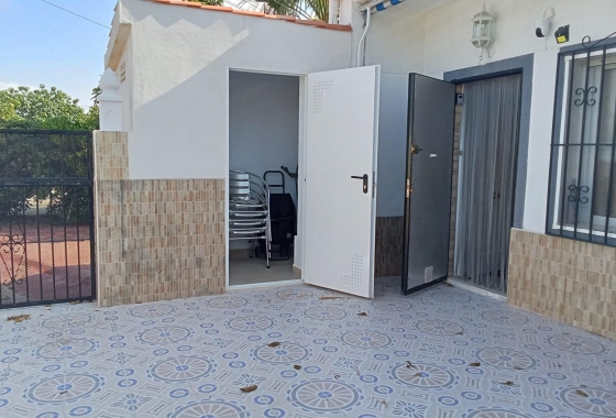 Herverkoop - Bungalow - Torrevieja - Torretas