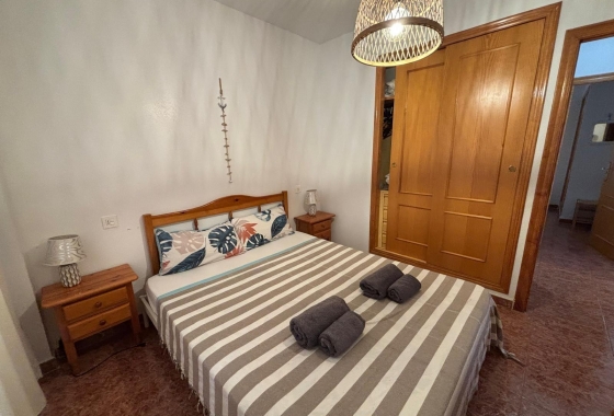 Herverkoop - Appartement / flat - Torrevieja - Playa de los Locos