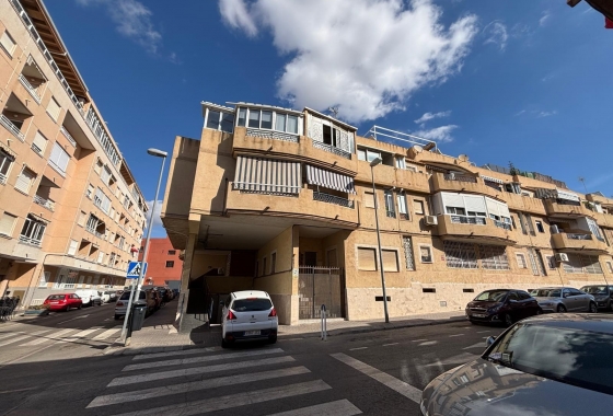 Herverkoop - Appartement / flat - Torrevieja - Playa de los Locos