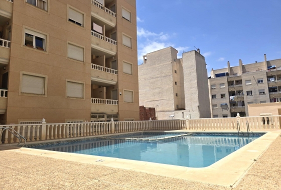 Herverkoop - Appartement / flat - Torrevieja - Parque Las Naciones