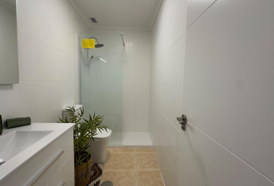 Reventa - Apartamento / piso - Torrevieja - Centro