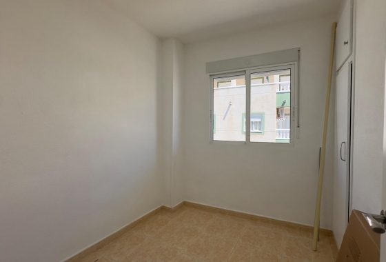 Reventa - Apartamento / piso - Torrevieja - Centro