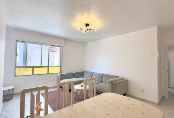 Herverkoop - Appartement / flat - Torrevieja - Estacion De Autobuses