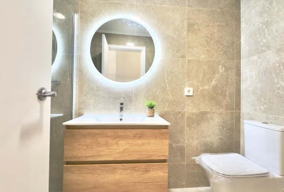 Herverkoop - Appartement / flat - Torrevieja - Estacion De Autobuses