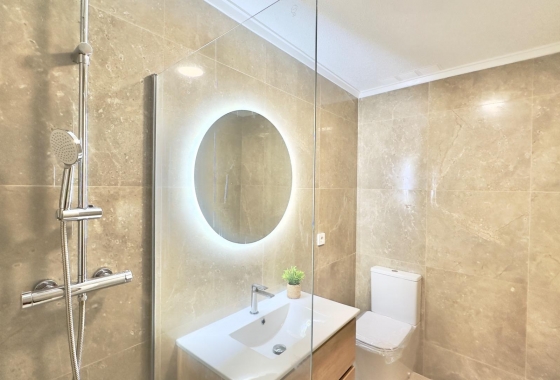 Herverkoop - Appartement / flat - Torrevieja - Estacion De Autobuses