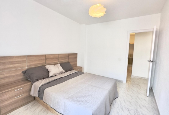 Herverkoop - Appartement / flat - Torrevieja - Estacion De Autobuses