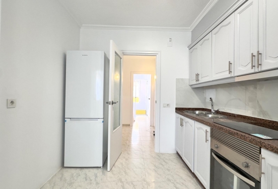 Herverkoop - Appartement / flat - Torrevieja - Estacion De Autobuses