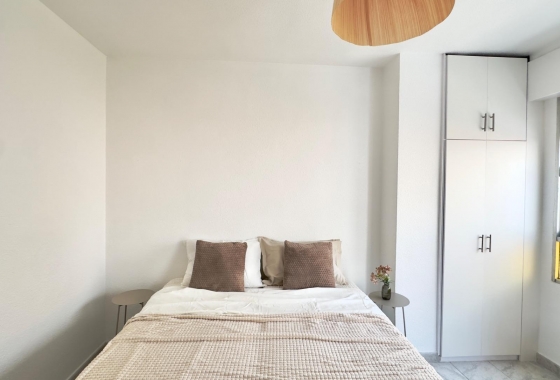 Herverkoop - Appartement / flat - Torrevieja - Estacion De Autobuses