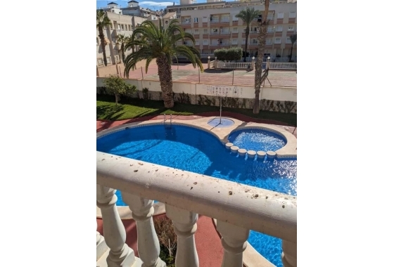 Herverkoop - Appartement / flat - Torrevieja - Playa del Cura