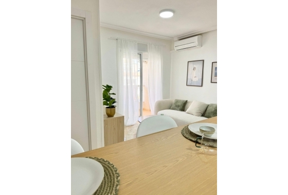 Перепродажа - Квартира - Torrevieja