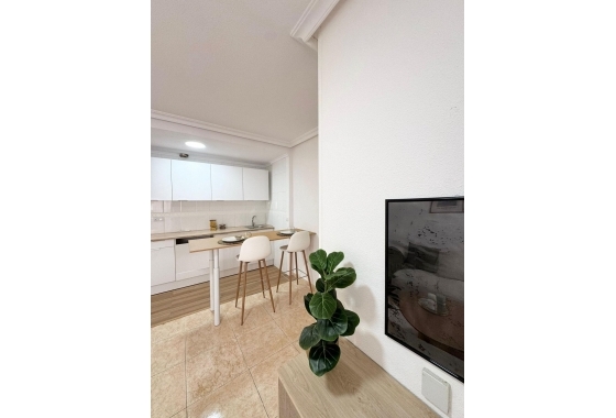 Перепродажа - Квартира - Torrevieja