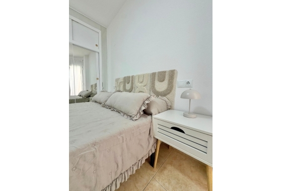 Перепродажа - Квартира - Torrevieja