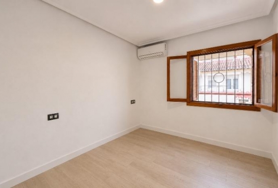 Revente - Appartement - Torrevieja - Acequion