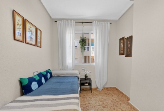 Herverkoop - Appartement / flat - Torrevieja - Costa Blanca
