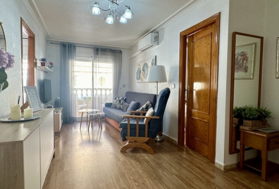 Resale - Apartment / flat - Torrevieja - Costa Blanca