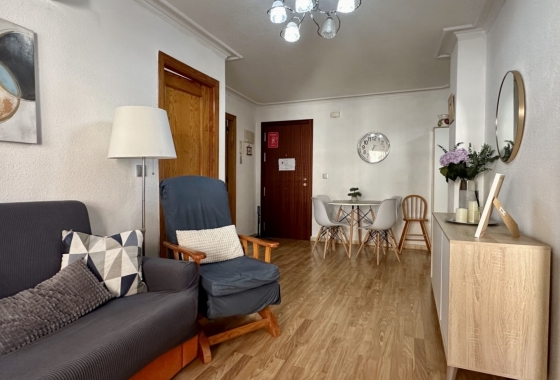 Resale - Apartment / flat - Torrevieja - Costa Blanca