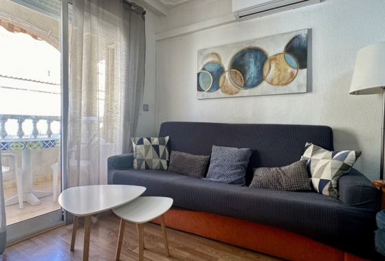Resale - Apartment / flat - Torrevieja - Costa Blanca