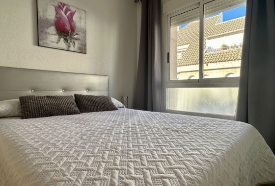 Resale - Apartment / flat - Torrevieja - Costa Blanca
