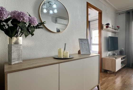 Resale - Apartment / flat - Torrevieja - Costa Blanca