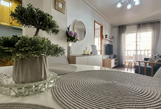 Resale - Apartment / flat - Torrevieja - Costa Blanca