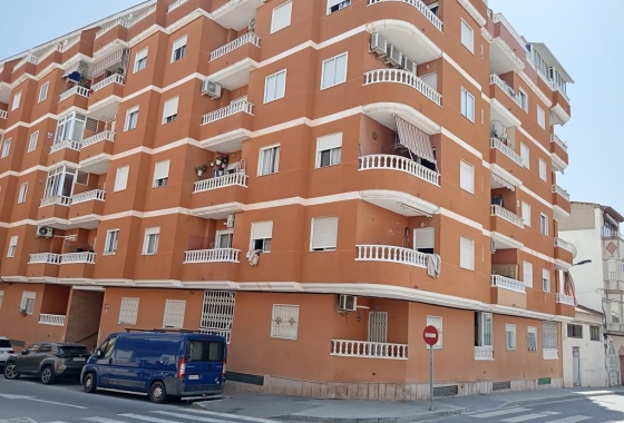 Herverkoop - Appartement / flat - Torrevieja - El Molino