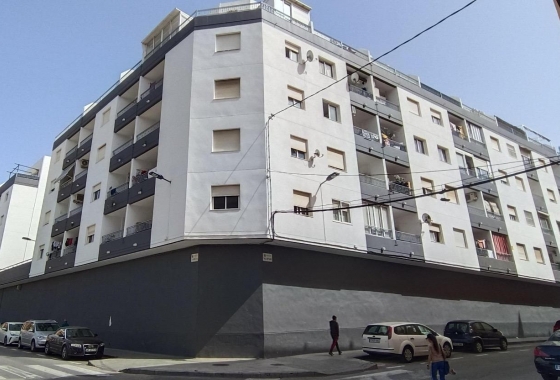 Herverkoop - Appartement / flat - Torrevieja - El Molino