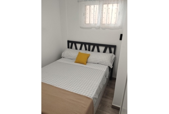 Wiederverkauf - Wohnung - Guardamar del Segura - Pinomar