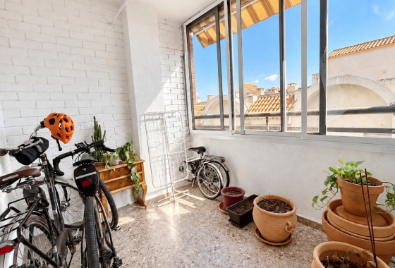 Resale - Apartment / flat - Alicante - Costa Blanca