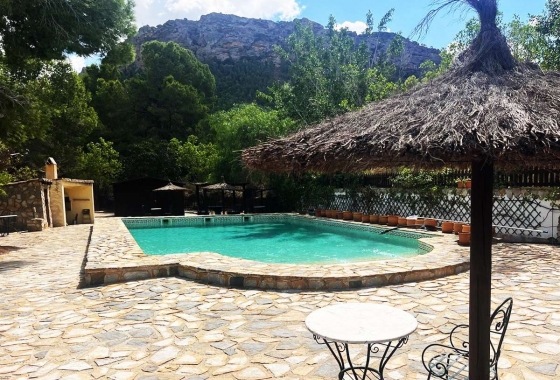Herverkoop - Finca - Gea Y Truyols - Inland