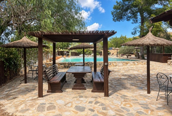 Herverkoop - Finca - Gea Y Truyols - Inland