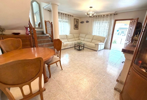 Herverkoop - Villa - Orihuela Costa - Costa Blanca