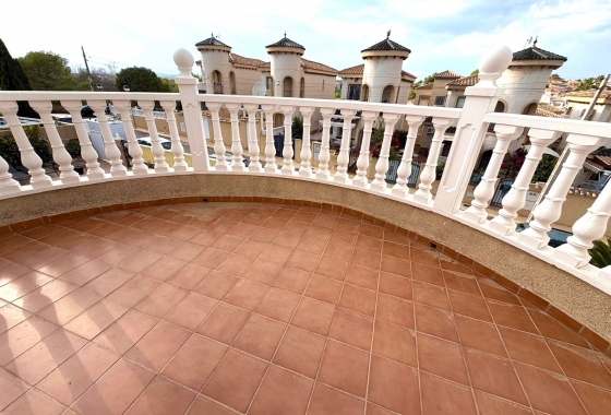 Herverkoop - Villa - Orihuela Costa - Costa Blanca