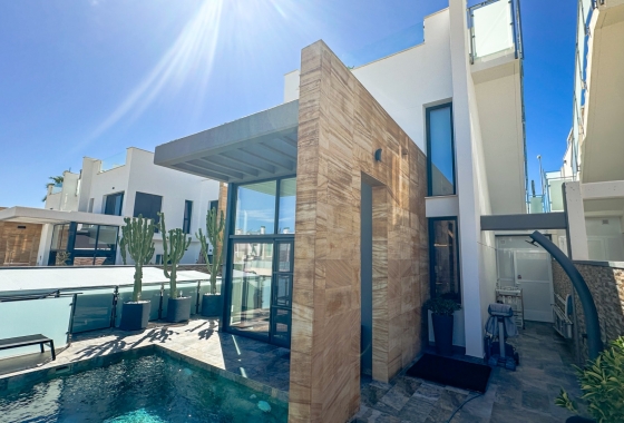 Перепродажа - Вилла - Orihuela Costa - Costa Blanca