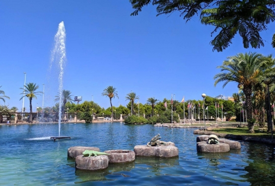Reventa - Apartamento / piso - Torrevieja - PARQUE DE LAS NACIONES