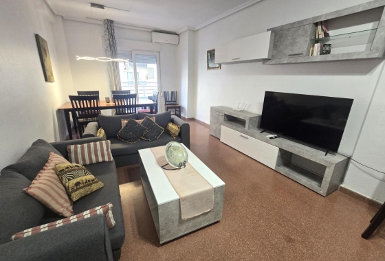 Перепродажа - Квартира - Torrevieja - Las Piscinas Naturales