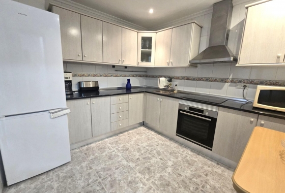 Перепродажа - Квартира - Torrevieja - Las Piscinas Naturales