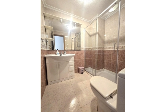 Перепродажа - Квартира - Torrevieja - Las Piscinas Naturales