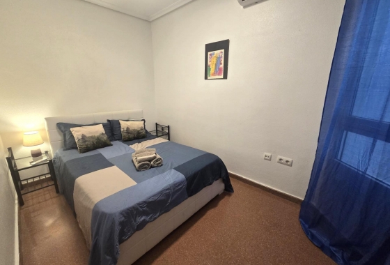 Перепродажа - Квартира - Torrevieja - Las Piscinas Naturales