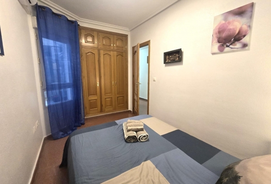 Перепродажа - Квартира - Torrevieja - Las Piscinas Naturales