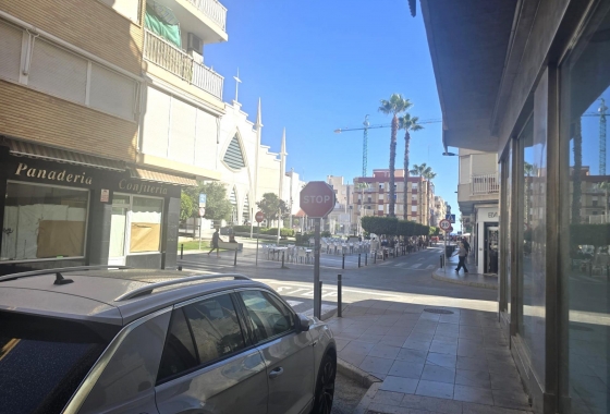 Перепродажа - Квартира - Torrevieja - Las Piscinas Naturales