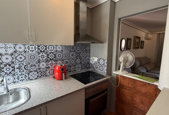 Herverkoop - Appartement / flat - Torrevieja - Playa del Cura