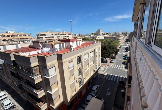 Herverkoop - Appartement / flat - Torrevieja - Playa del Cura