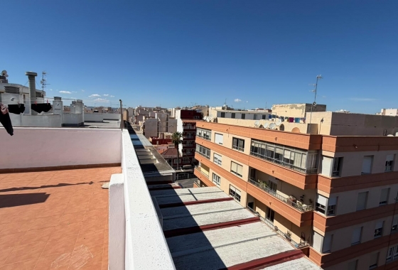 Herverkoop - Appartement / flat - Torrevieja - Playa del Cura