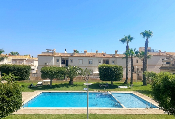 Resale - Bungalow - Torrevieja - aguas nuevas