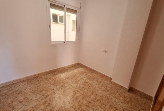 Wiederverkauf - Wohnung - Torrevieja - Centro