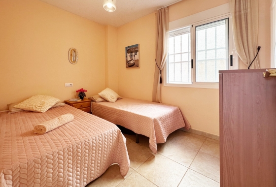 Resale - Bungalow - Torrevieja - Costa Blanca