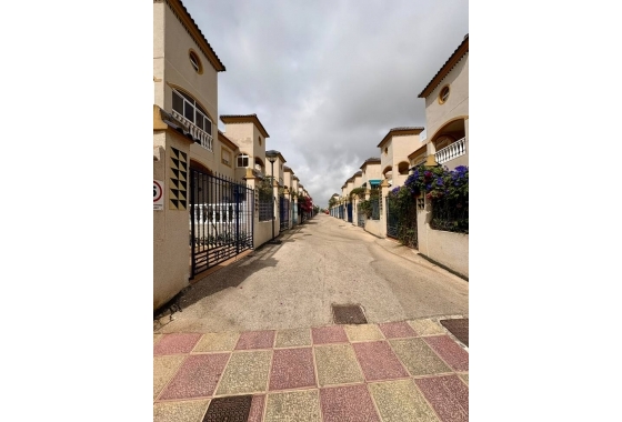 Återförsäljning - Lägenhet / lägenhet - Guardamar del Segura - Costa Blanca